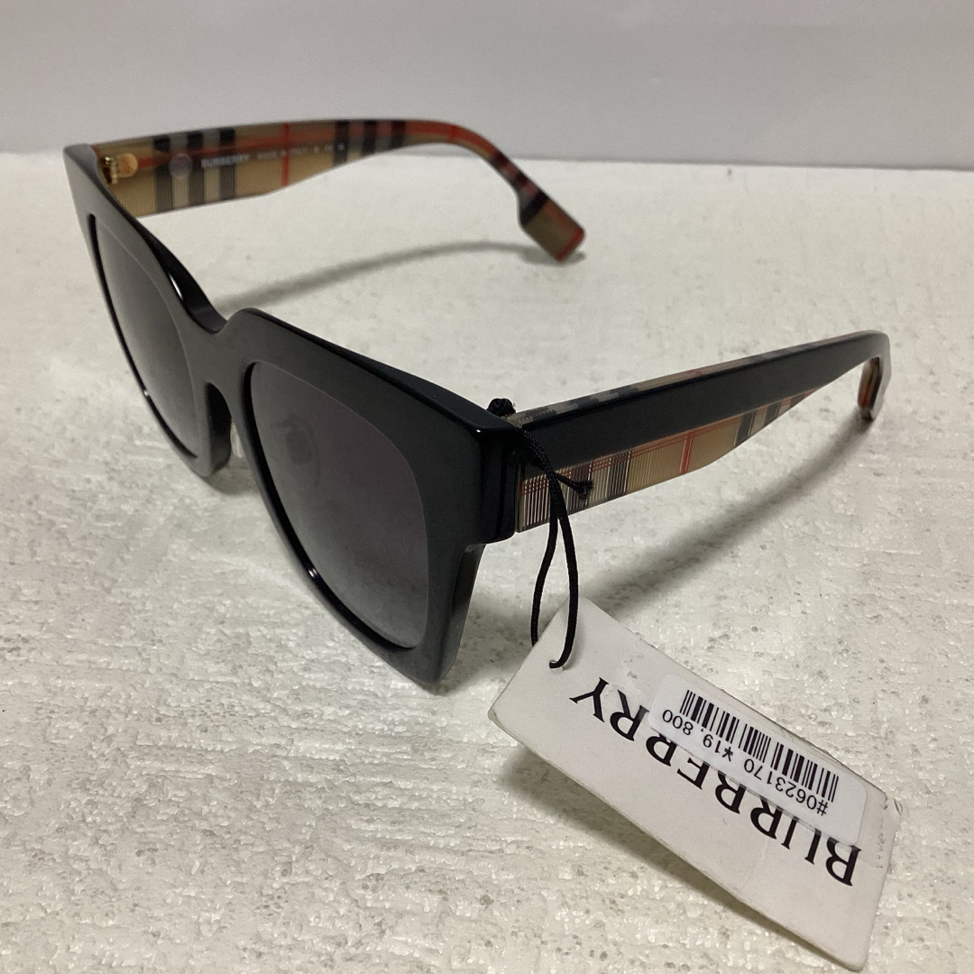 BURBERRY - ⭐︎新品未使用⭐︎BURBERRY サングラス B4364の通販 BURBERRY - ⭐︎新品未使用⭐︎BURBERRY サングラス B4364の通販