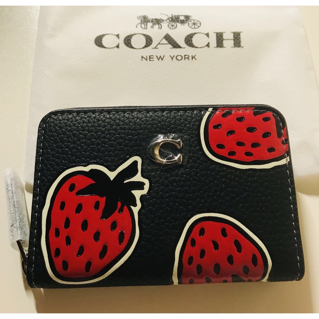 COACH OUTLET - 新品 コーチcoach コインケース いちご柄 COACH OUTLET - 新品 コーチcoach コインケース いちご柄