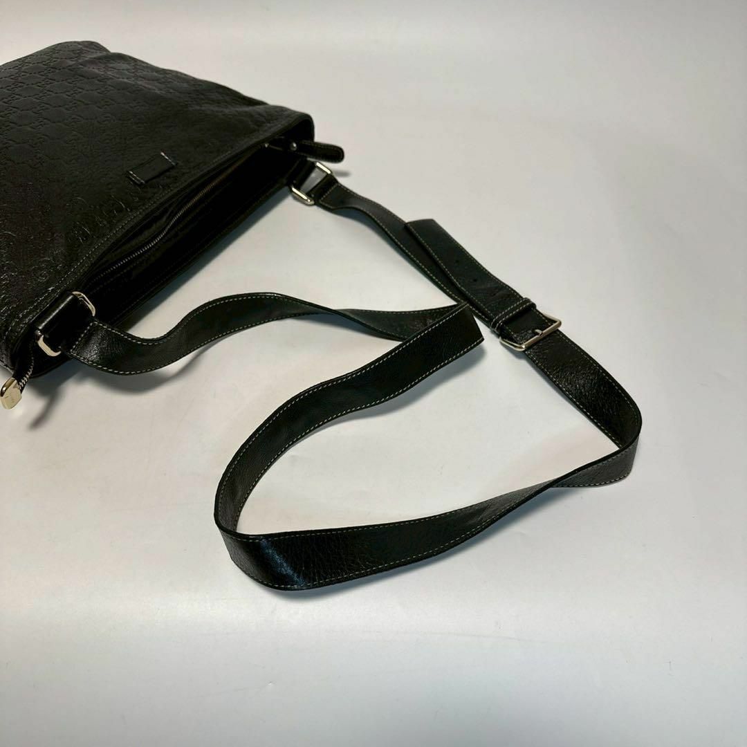 GUCCI - m13【極美品】保存袋付 グッチ GGシマ レザー ブラック GUCCI - m13【極美品】保存袋付 グッチ GGシマ レザー ブラック