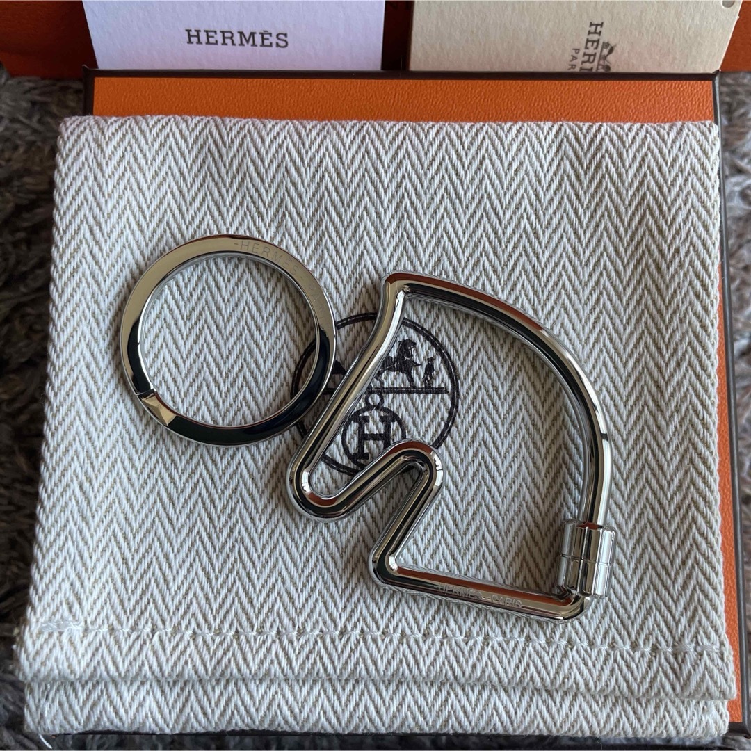 HERMES - 新品未使用 エルメスHERMES シュバルキーリングの通販 HERMES - 新品未使用 エルメスHERMES シュバルキーリングの通販