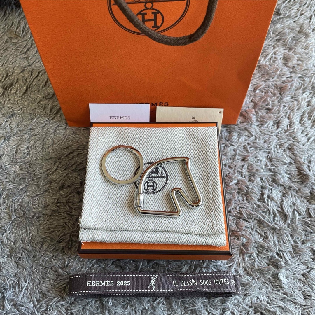 HERMES - 新品未使用 エルメスHERMES シュバルキーリングの通販 HERMES - 新品未使用 エルメスHERMES シュバルキーリングの通販