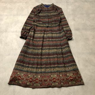 VINTAGE - 昭和レトロカラフルボーダー柄ベルベット風長袖ロング VINTAGE - 昭和レトロカラフルボーダー柄ベルベット風長袖ロング