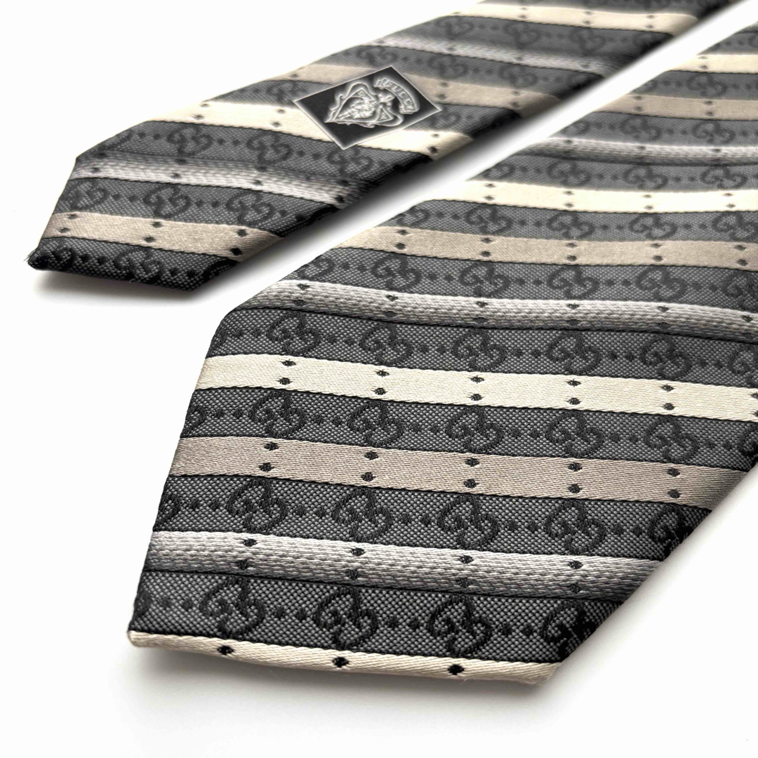 GUCCI - ꧁極美品꧂ グッチ ネクタイ GG柄 ストライプ クレスト GUCCI - ꧁極美品꧂ グッチ ネクタイ GG柄 ストライプ クレスト