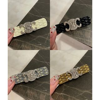 CELINE(ヘアピン)のフリマアイテム一覧 CELINE(ヘアピン)のフリマアイテム一覧