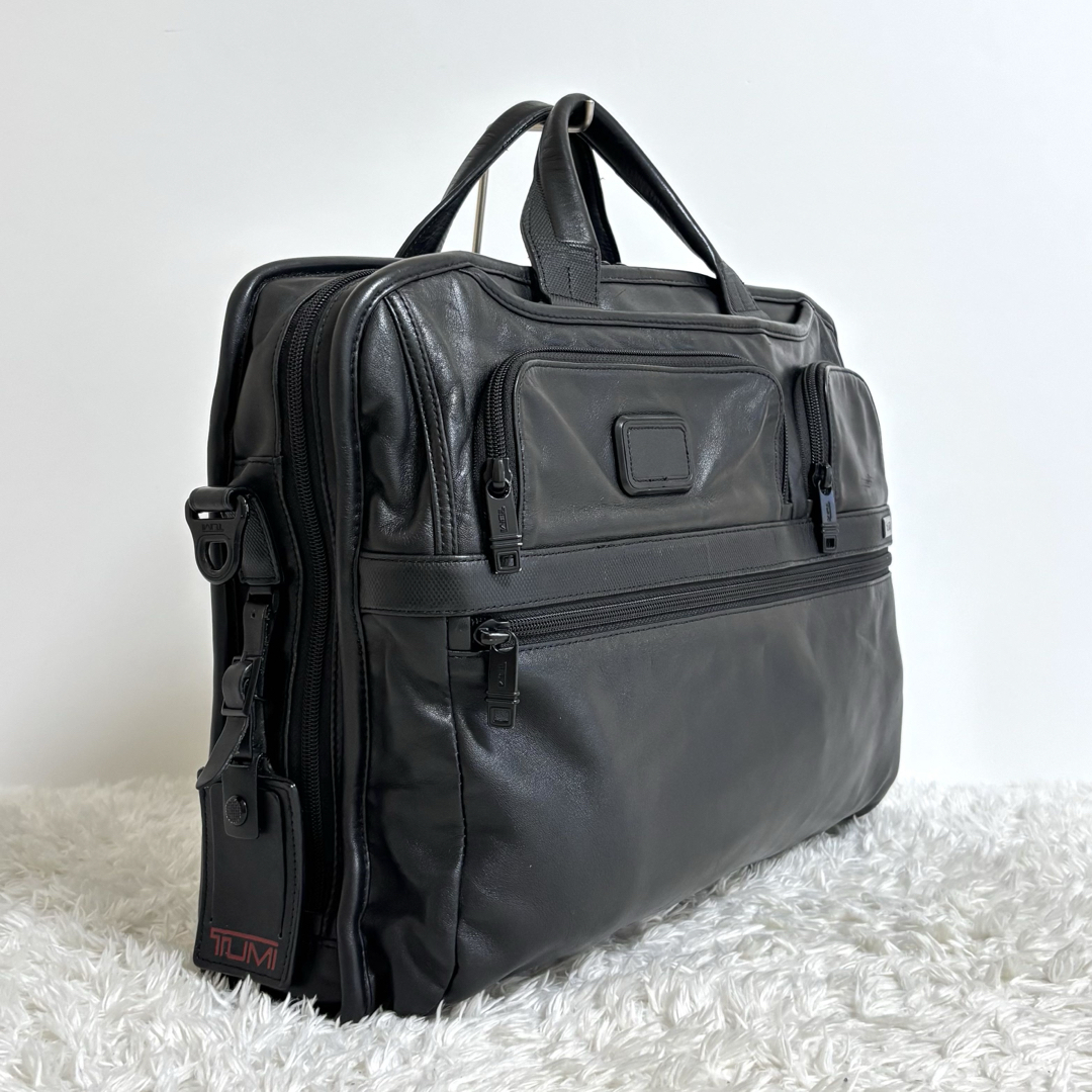 TUMI - 【美品】 TUMI ALPHA2 ブリーフケース ショルダーバッグ TUMI - 【美品】 TUMI ALPHA2 ブリーフケース ショルダーバッグ