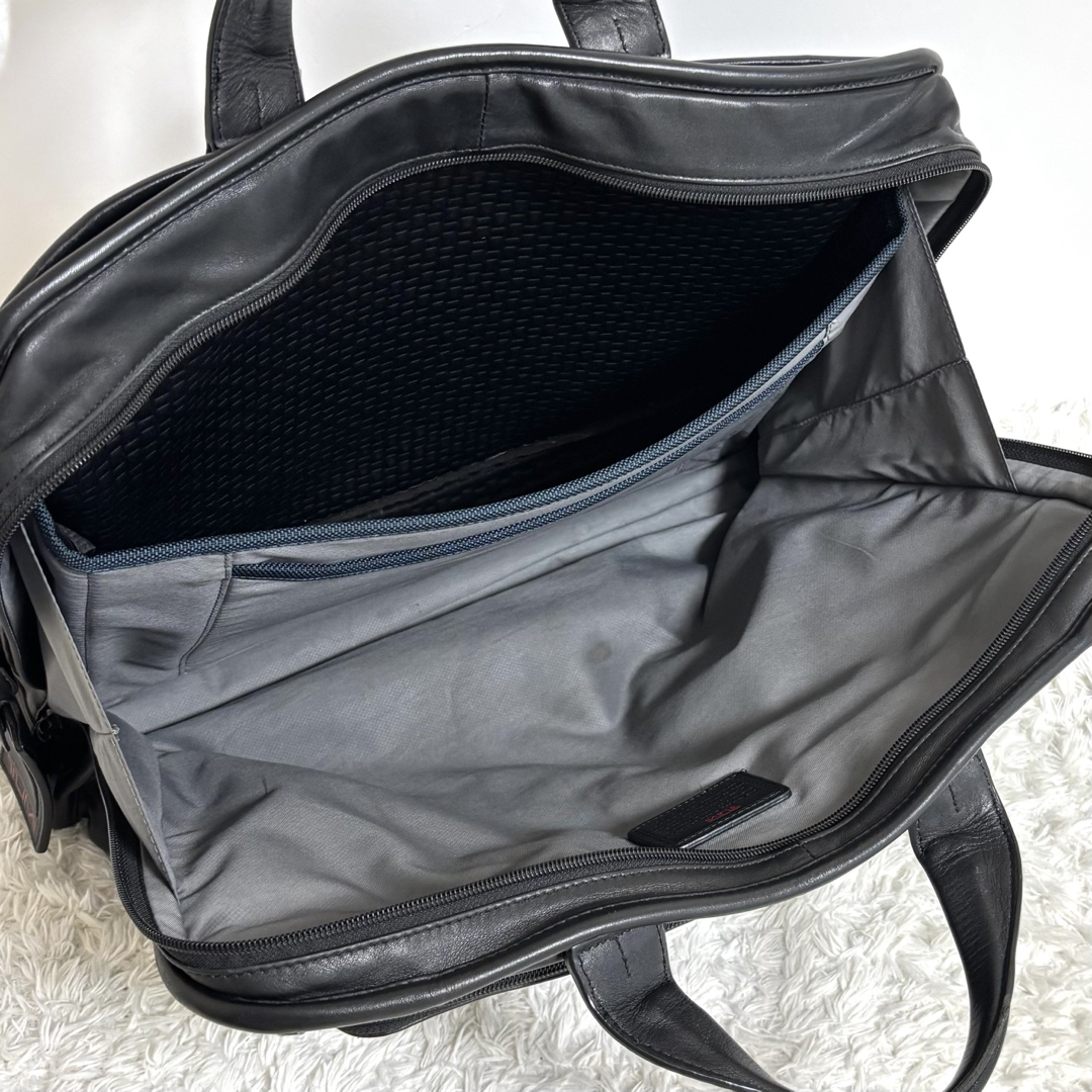 TUMI - 【美品】 TUMI ALPHA2 ブリーフケース ショルダーバッグ TUMI - 【美品】 TUMI ALPHA2 ブリーフケース ショルダーバッグ