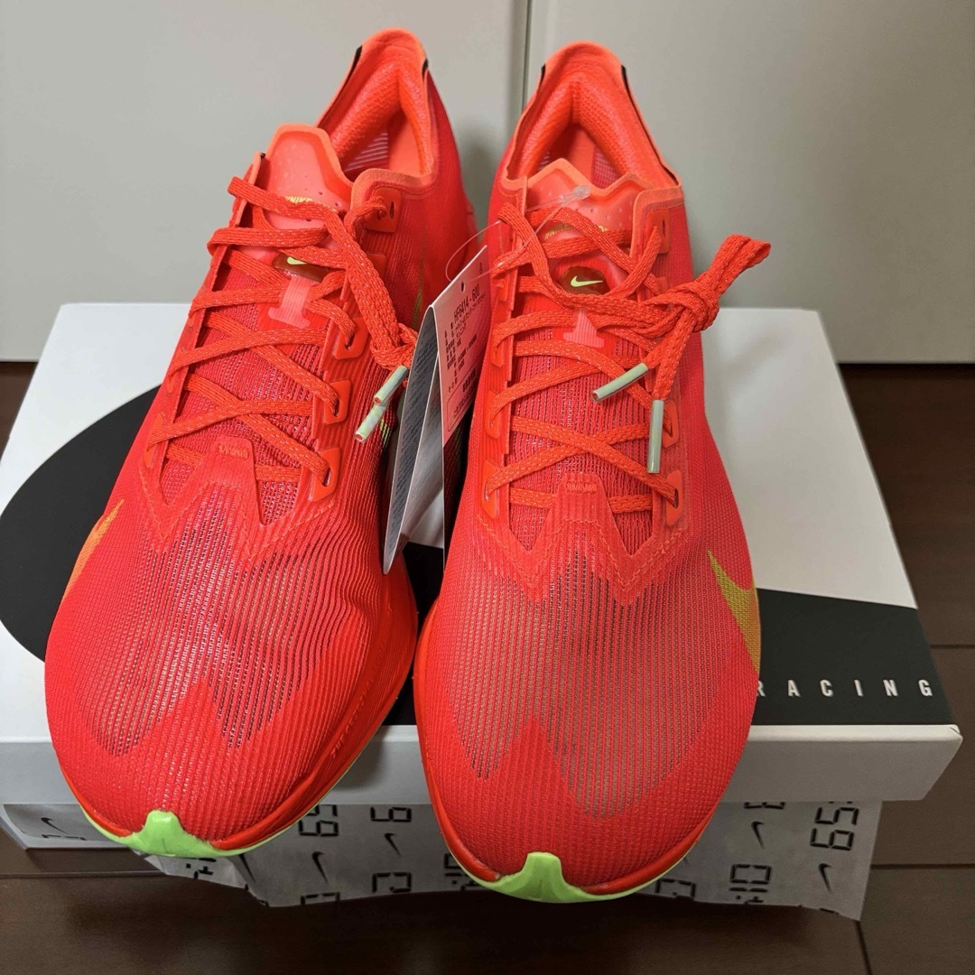 NIKE - 新品【26.5】Nike Vaporfly 4 ナイキ ヴェイパーフライ4 NIKE - 新品【26.5】Nike Vaporfly 4 ナイキ ヴェイパーフライ4