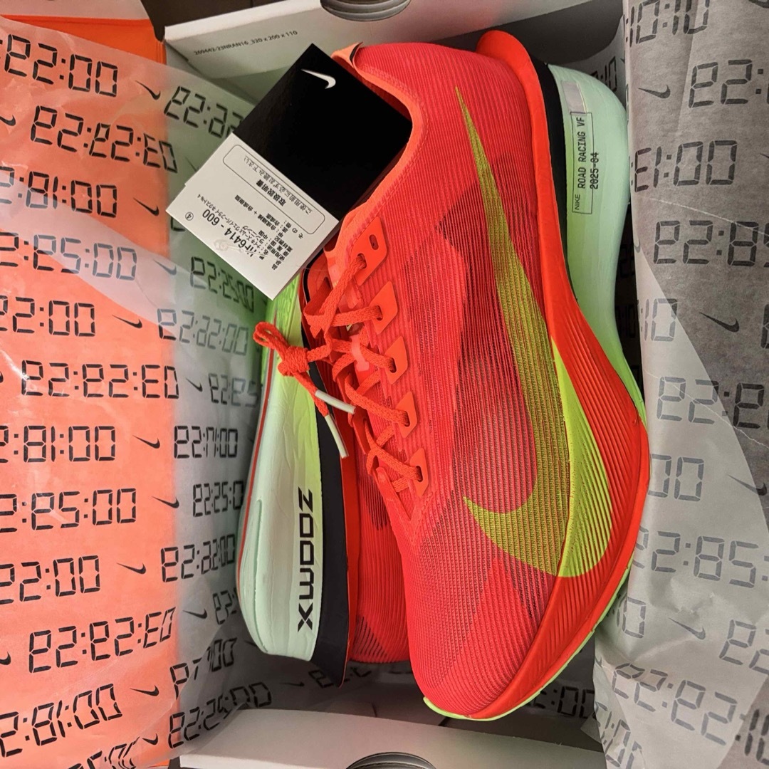 NIKE - 新品【26.5】Nike Vaporfly 4 ナイキ ヴェイパーフライ4 NIKE - 新品【26.5】Nike Vaporfly 4 ナイキ ヴェイパーフライ4