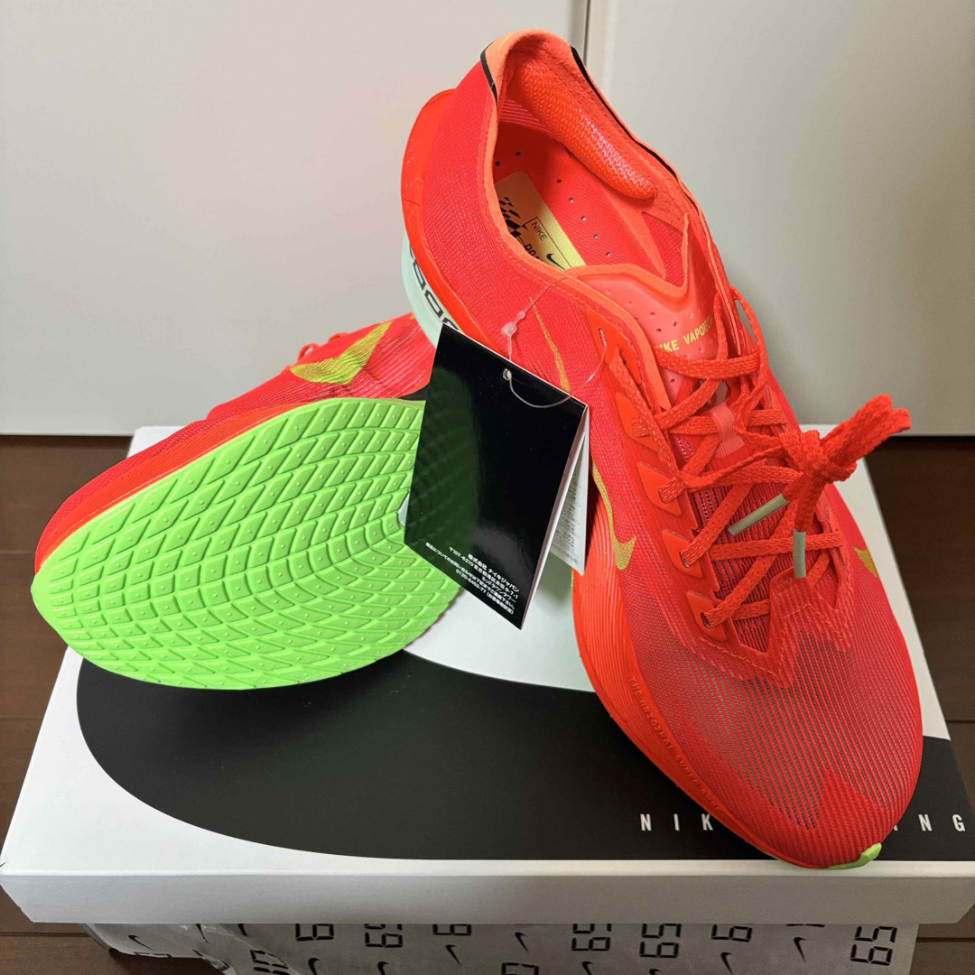 NIKE - 新品【26.5】Nike Vaporfly 4 ナイキ ヴェイパーフライ4 NIKE - 新品【26.5】Nike Vaporfly 4 ナイキ ヴェイパーフライ4