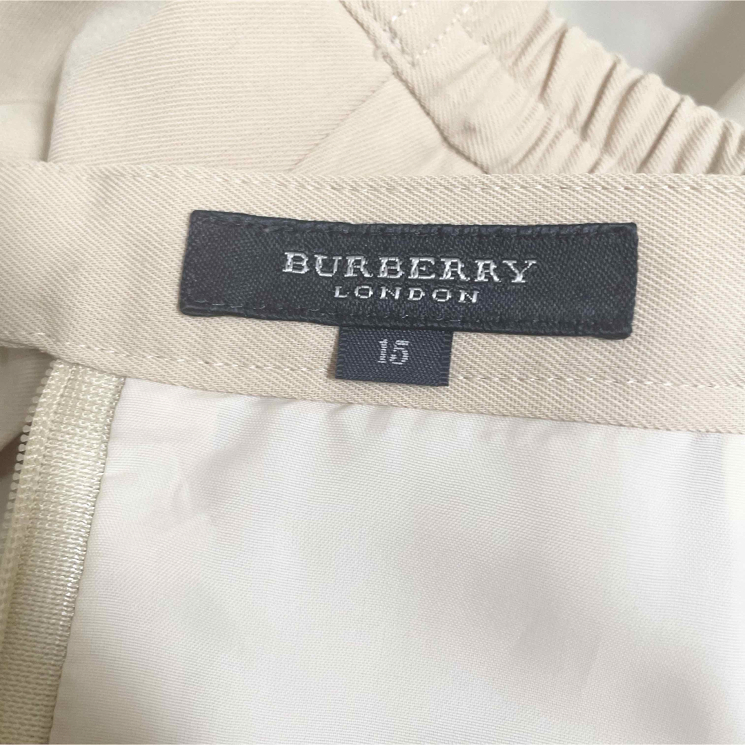 BURBERRY - サイズLL バーバリーロンドン ライトベージュ タイト BURBERRY - サイズLL バーバリーロンドン ライトベージュ タイト