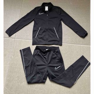 NIKE - ナイキ ベロアセットアップ ジャージ 130 週末限定値下げ NIKE - ナイキ ベロアセットアップ ジャージ 130 週末限定値下げ