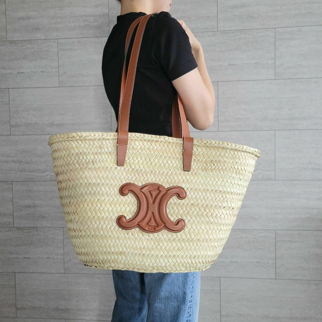 CELINE - 【新品未使用】CELINE/セリーヌ ミディアム クラシック CELINE - 【新品未使用】CELINE/セリーヌ ミディアム クラシック