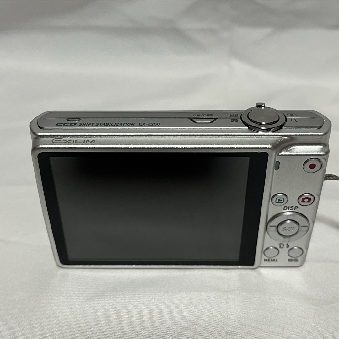 【本日特価】 CASIO - CASIO EXILIM （美品）付属品多数の シルバー EX-Z250 デジタルカメラ