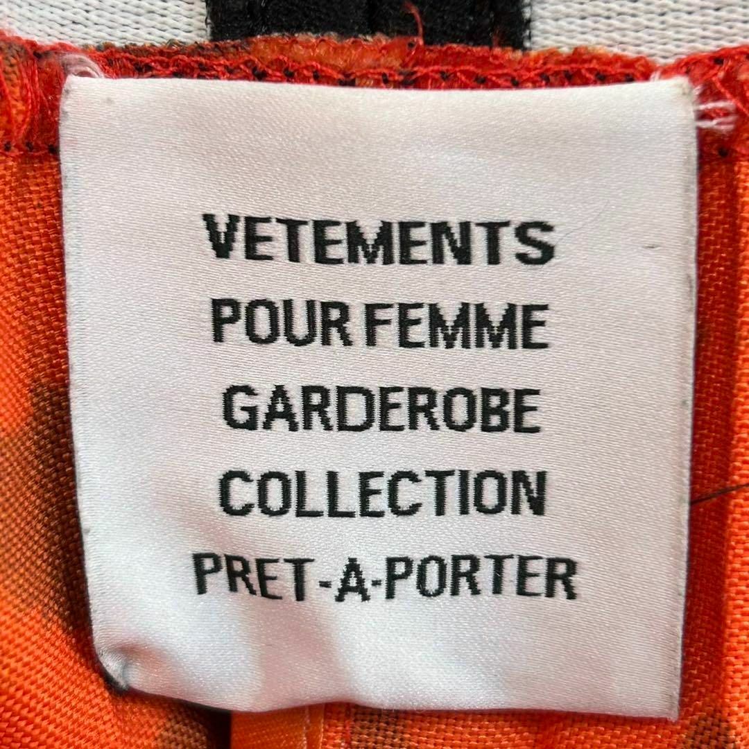 VETEMENTS - 【希少】ヴェトモン☆花柄 プリーツスカート 文字 VETEMENTS - 【希少】ヴェトモン☆花柄 プリーツスカート 文字