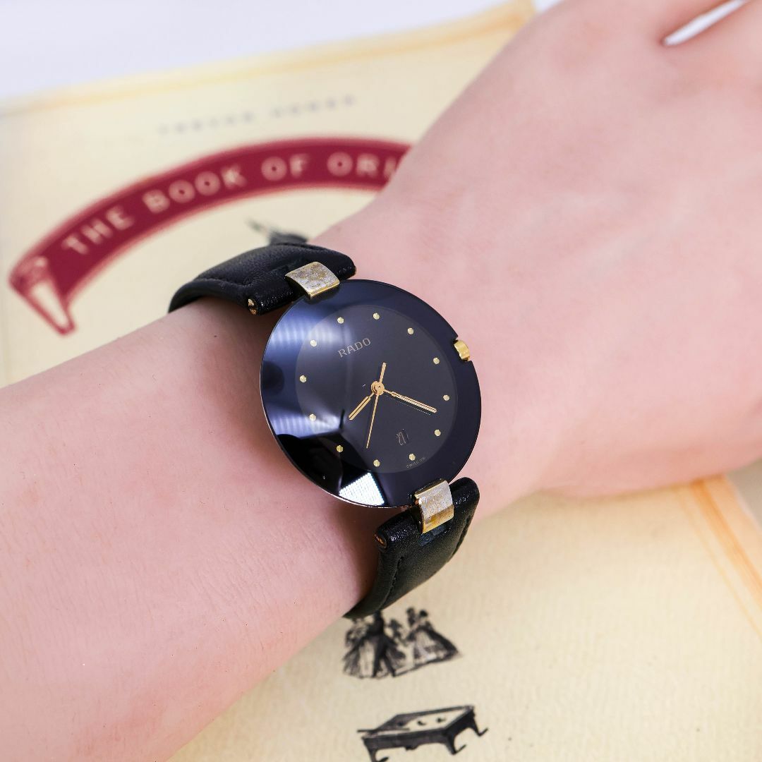 RADO - 稼働 RADO 腕時計 黒色文字盤 クポール サファイアガラス RADO - 稼働 RADO 腕時計 黒色文字盤 クポール サファイアガラス