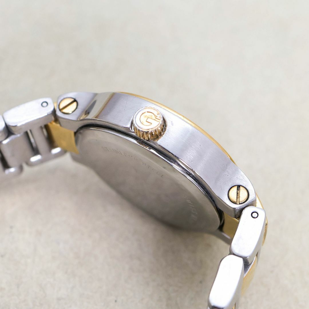 GUCCI - 稼働 GUCCI 腕時計 8900L グレー デイト 新品電池 1139 GUCCI - 稼働 GUCCI 腕時計 8900L グレー デイト 新品電池 1139