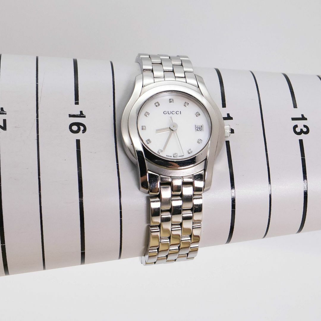 GUCCI - 稼働 GUCCI 腕時計 5500L ホワイトシェル文字盤 11P GUCCI - 稼働 GUCCI 腕時計 5500L ホワイトシェル文字盤 11P