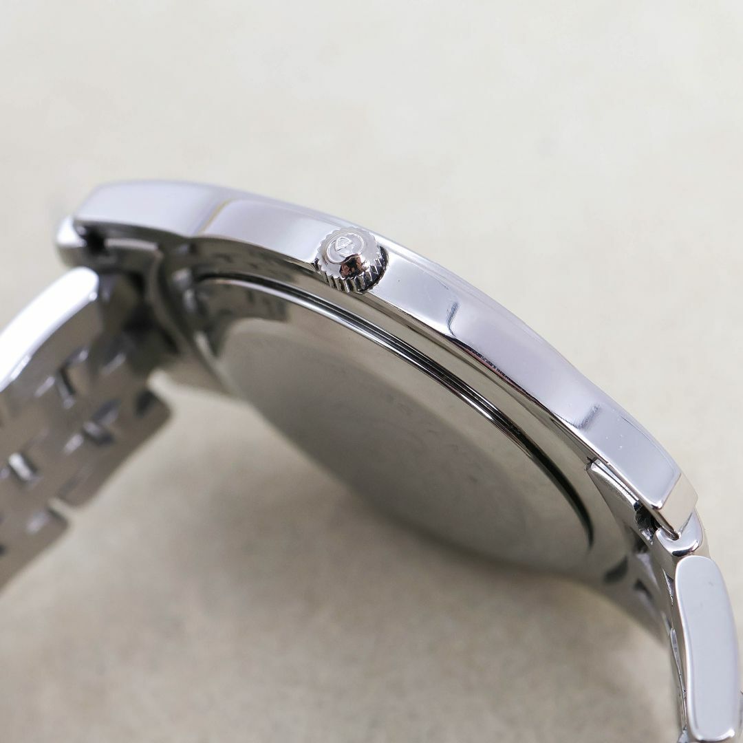 GUCCI - 稼働 GUCCI 腕時計 5500M 12Pダイヤモンド 黒色文字盤 GUCCI - 稼働 GUCCI 腕時計 5500M 12Pダイヤモンド 黒色文字盤