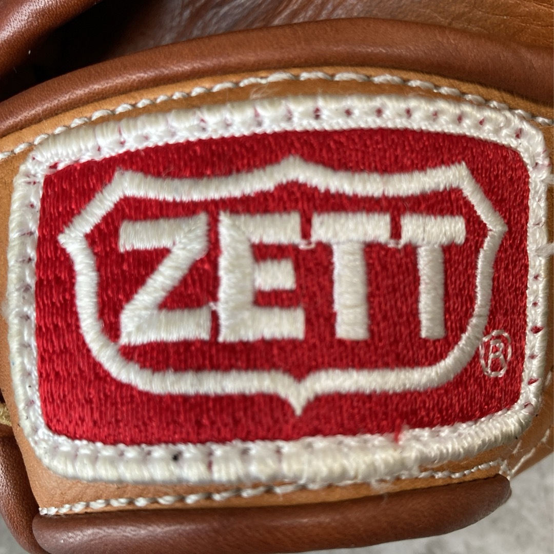 ZETT - ZETT 王冠ゼット 一般 大人用 軟式 野球 グローブ グラブ ZETT - ZETT 王冠ゼット 一般 大人用 軟式 野球 グローブ グラブ