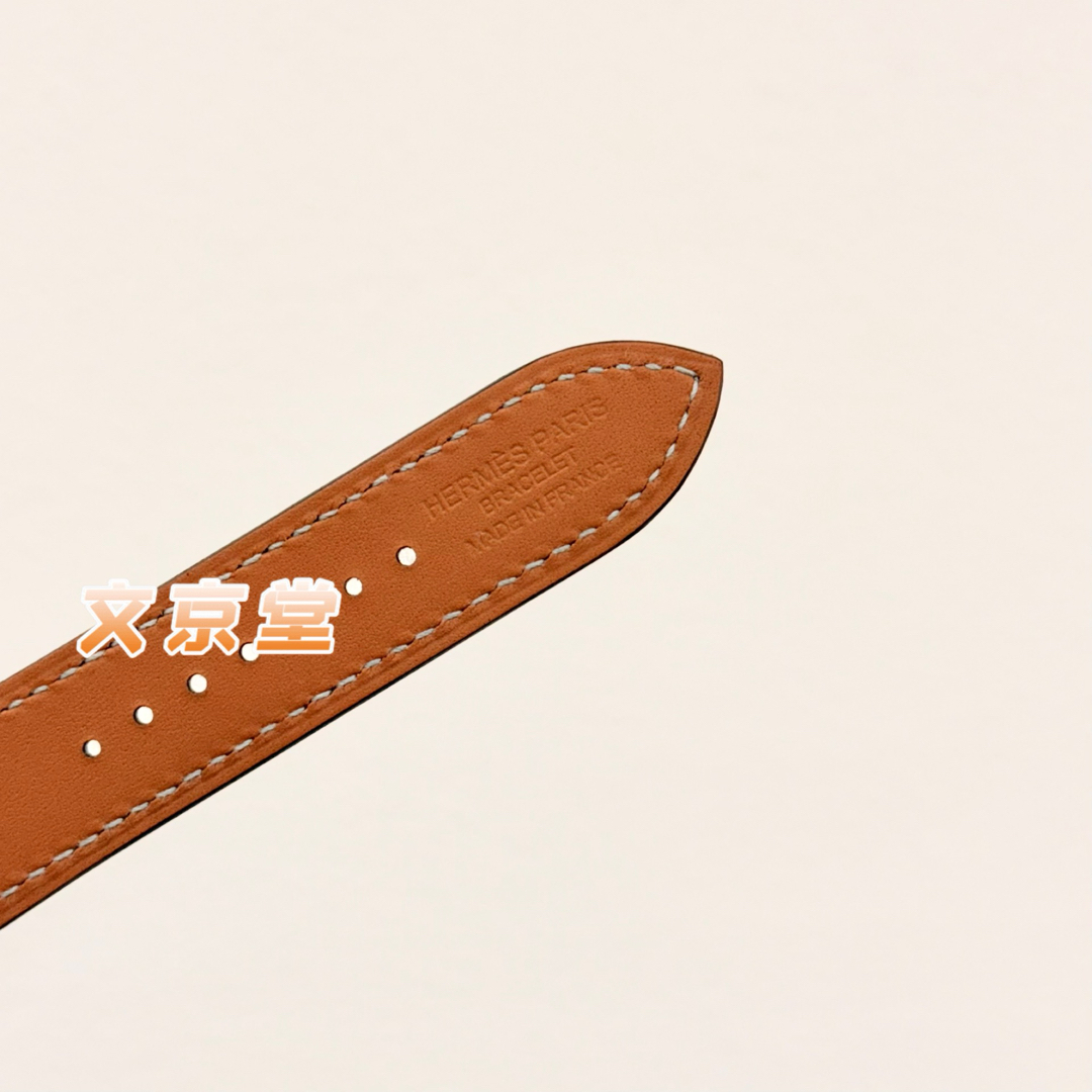HERMES - エルメスApple Watch 42mm Series 10 シルバー× 8Uの HERMES - エルメスApple Watch 42mm Series 10 シルバー× 8Uの