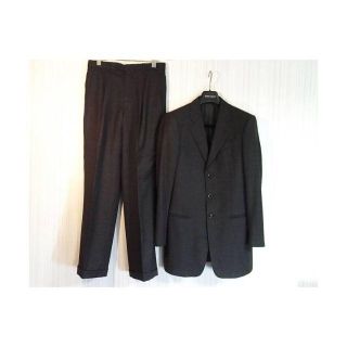 ジョルジオアルマーニ(Giorgio Armani)の size44☆良品☆アルマーニ Collezioni ３釦スーツ チャコール(セットアップ)