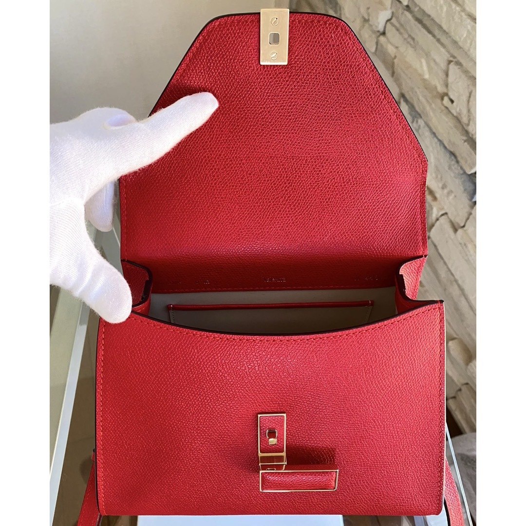 Valextra - 美品 VALEXTRA ミニ イジィデ レッド 赤 ショルダー Valextra - 美品 VALEXTRA ミニ イジィデ レッド 赤 ショルダー