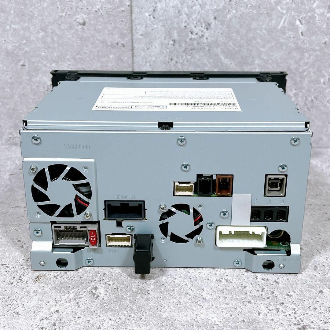 美品 ダイハツ純正 カーナビ NMZN-W73D メモリーナビ 美品 ダイハツ純正 カーナビ NMZN-W73D メモリーナビ