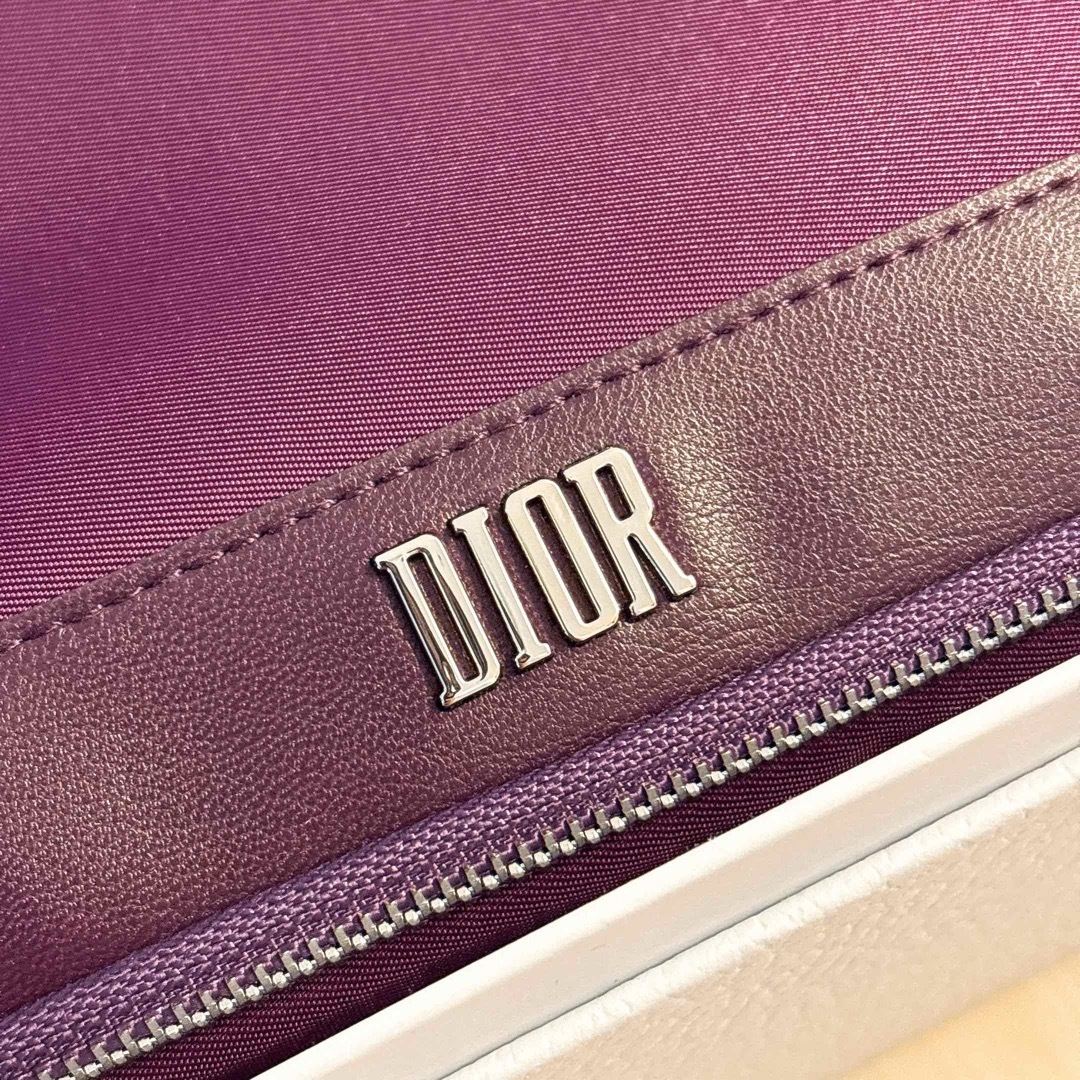 Christian Dior - 新品未使用 DIOR BACKSTAGE メイクブラシ Christian Dior - 新品未使用 DIOR BACKSTAGE メイクブラシ