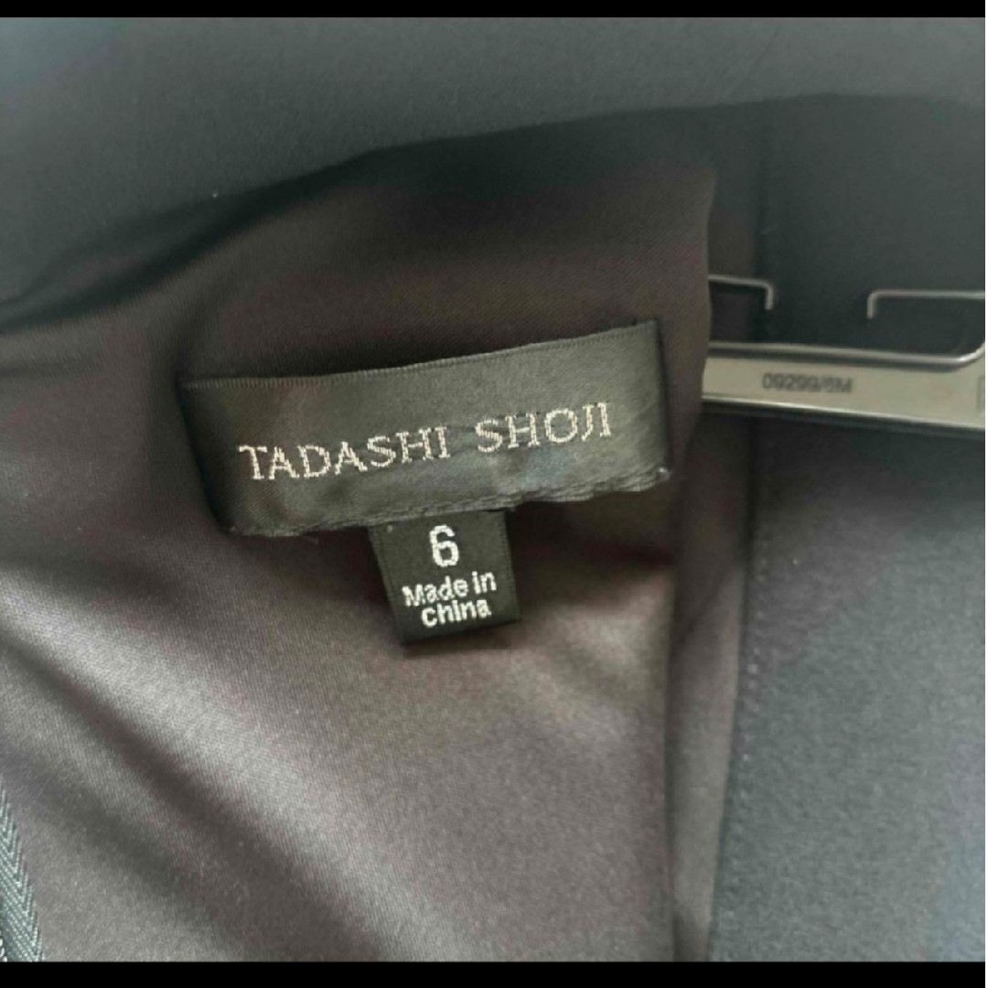 TADASHI SHOJI - タダシショージ スパンコール半袖ワンピースの TADASHI SHOJI - タダシショージ スパンコール半袖ワンピースの