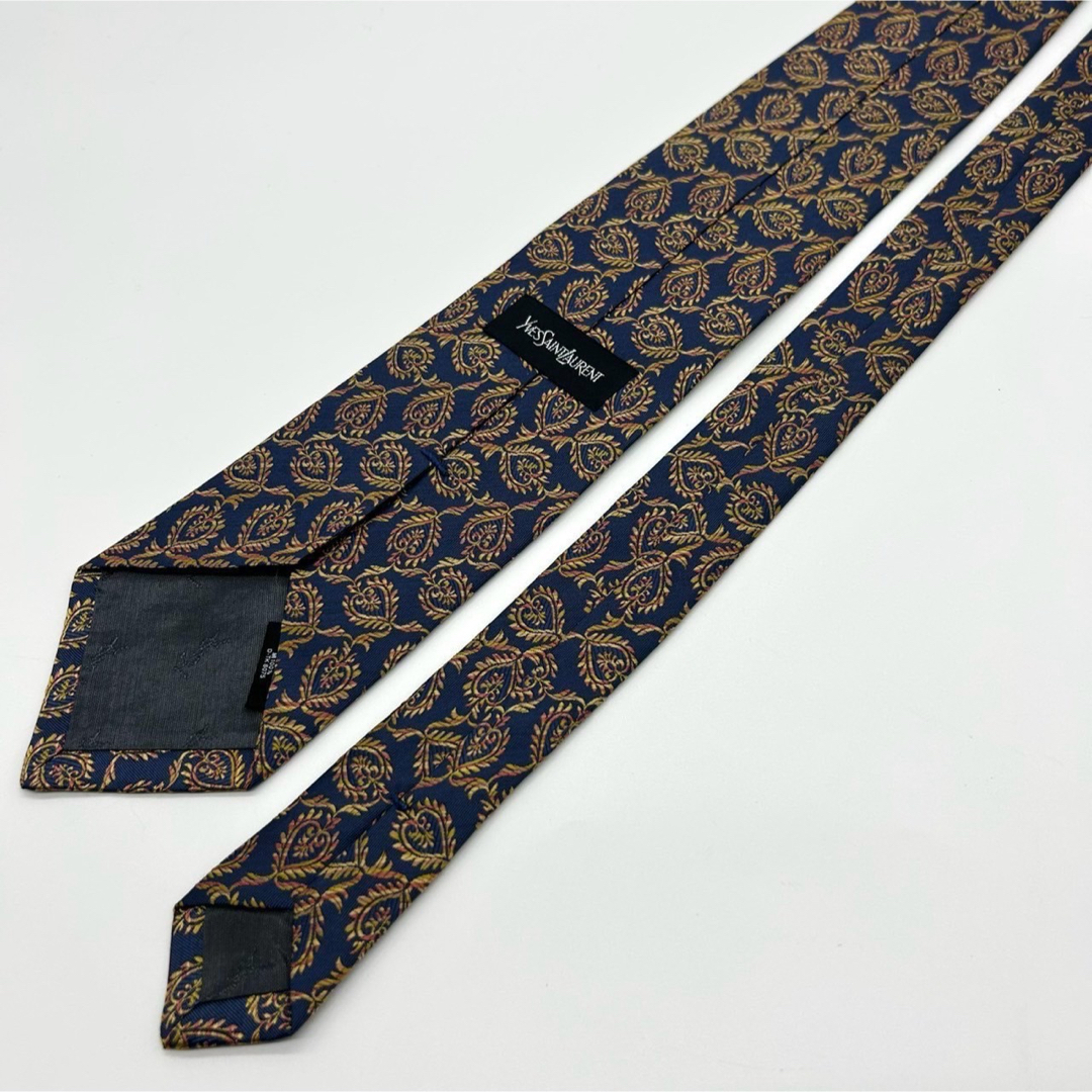 Yves Saint Laurent - YVES SAINT LAURENT イヴ・サンローラン Yves Saint Laurent - YVES SAINT LAURENT イヴ・サンローラン