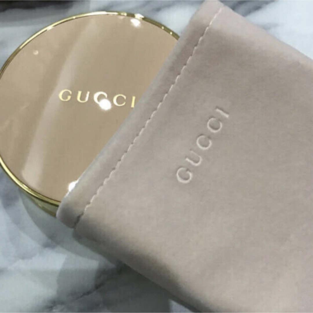 GUCCI(グッチ)のグッチ　ファンデーション　プレスドパウダー コスメ/美容のベースメイク/化粧品(ファンデーション)の商品写真