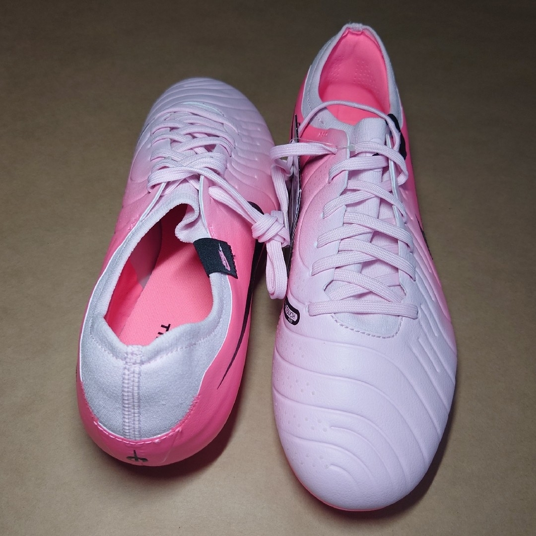 NIKE - サッカー 27.5cm ナイキ レジェンド 10 PRO HGの通販 by NIKE - サッカー 27.5cm ナイキ レジェンド 10 PRO HGの通販 by