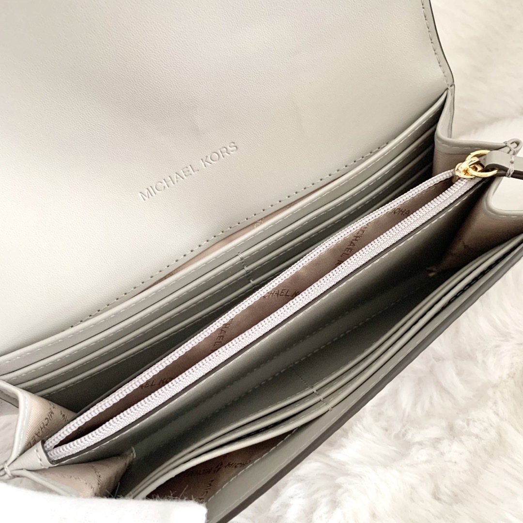 MICHAEL KORS - 新品未使用 マイケルコース 長財布 型押しレザー MICHAEL KORS - 新品未使用 マイケルコース 長財布 型押しレザー