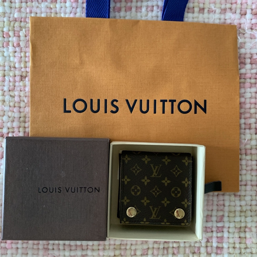 LOUIS VUITTON - ルイヴィトンアクセサリーケース 正規品の通販 LOUIS VUITTON - ルイヴィトンアクセサリーケース 正規品の通販