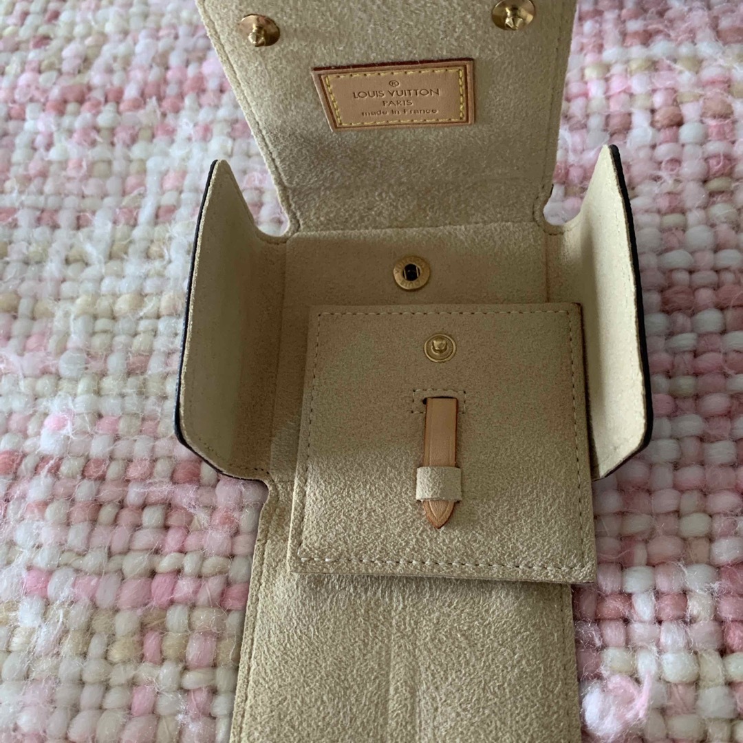 LOUIS VUITTON - ルイヴィトンアクセサリーケース 正規品の通販 LOUIS VUITTON - ルイヴィトンアクセサリーケース 正規品の通販