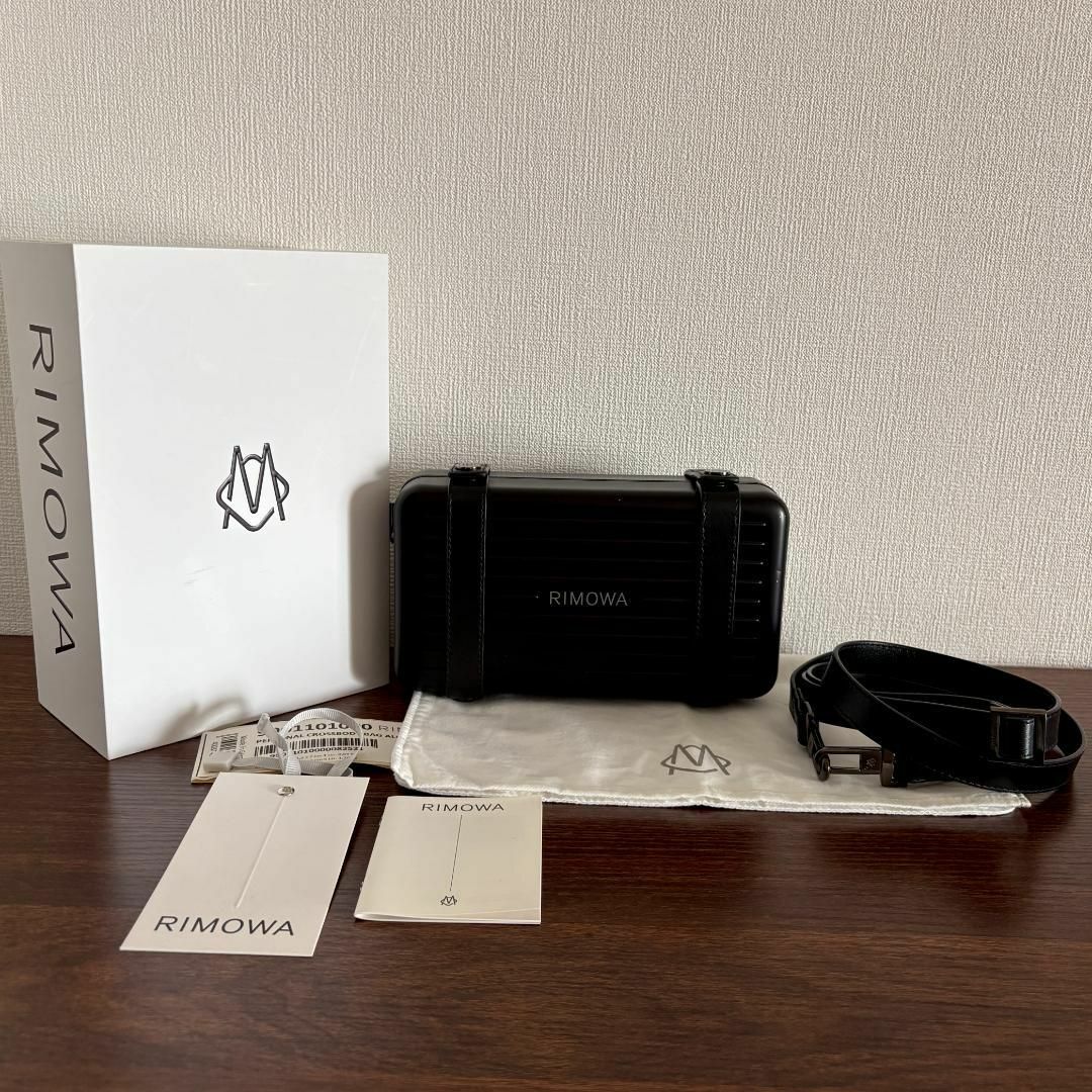 RIMOWA - 美品『リモワ』パーソナル クロスボディ バッグ RIMOWA - 美品『リモワ』パーソナル クロスボディ バッグ