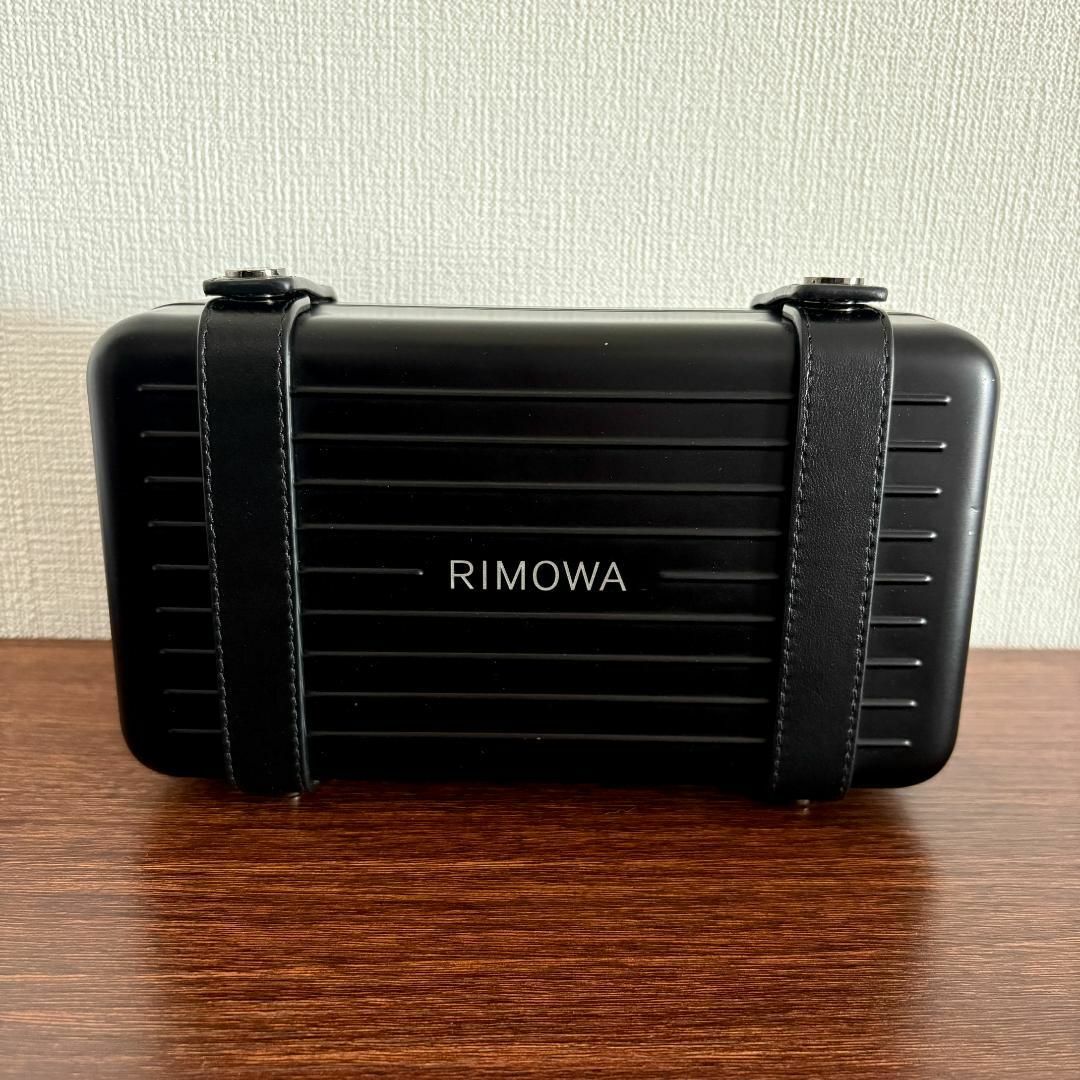 RIMOWA - 美品『リモワ』パーソナル クロスボディ バッグ RIMOWA - 美品『リモワ』パーソナル クロスボディ バッグ