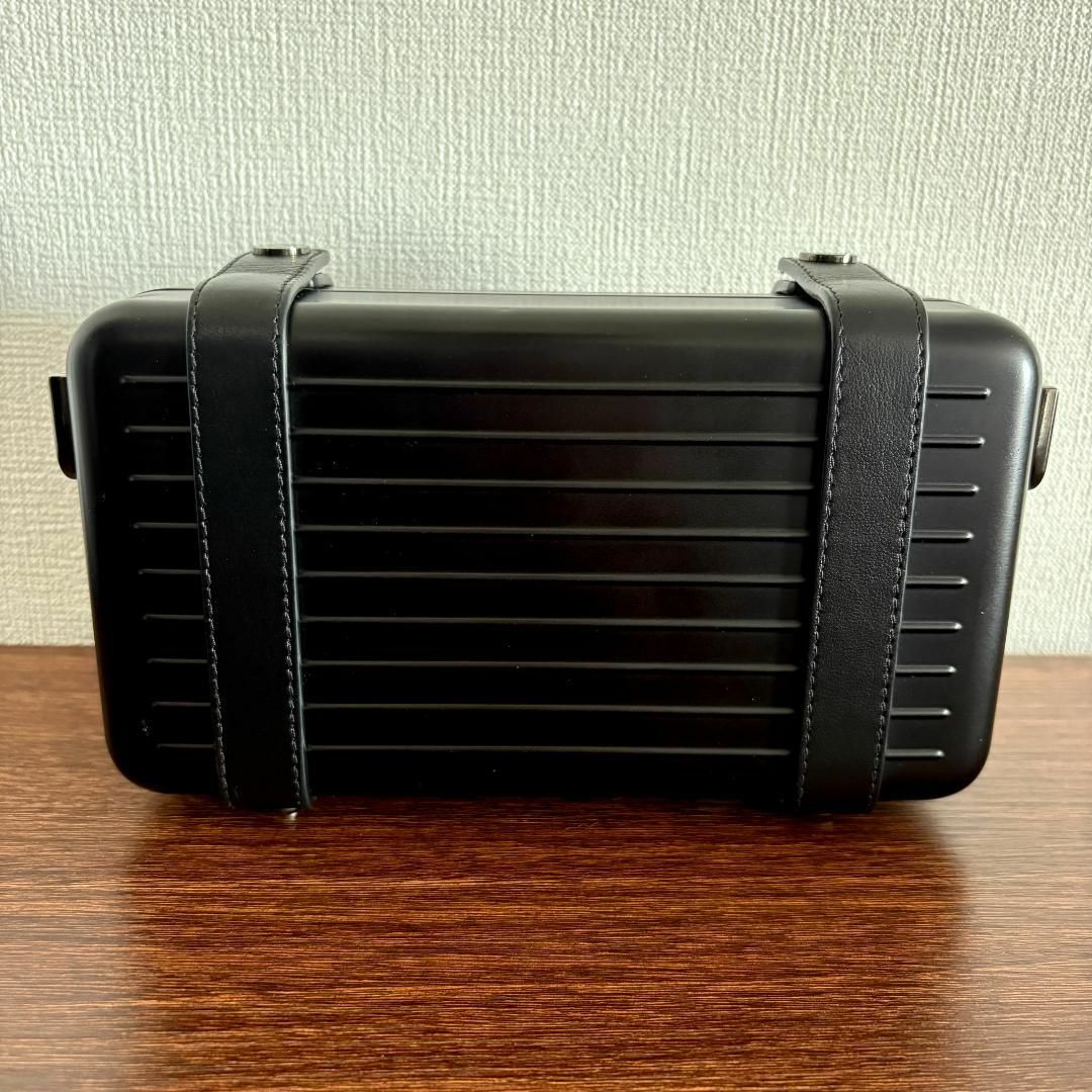 RIMOWA - 美品『リモワ』パーソナル クロスボディ バッグ RIMOWA - 美品『リモワ』パーソナル クロスボディ バッグ