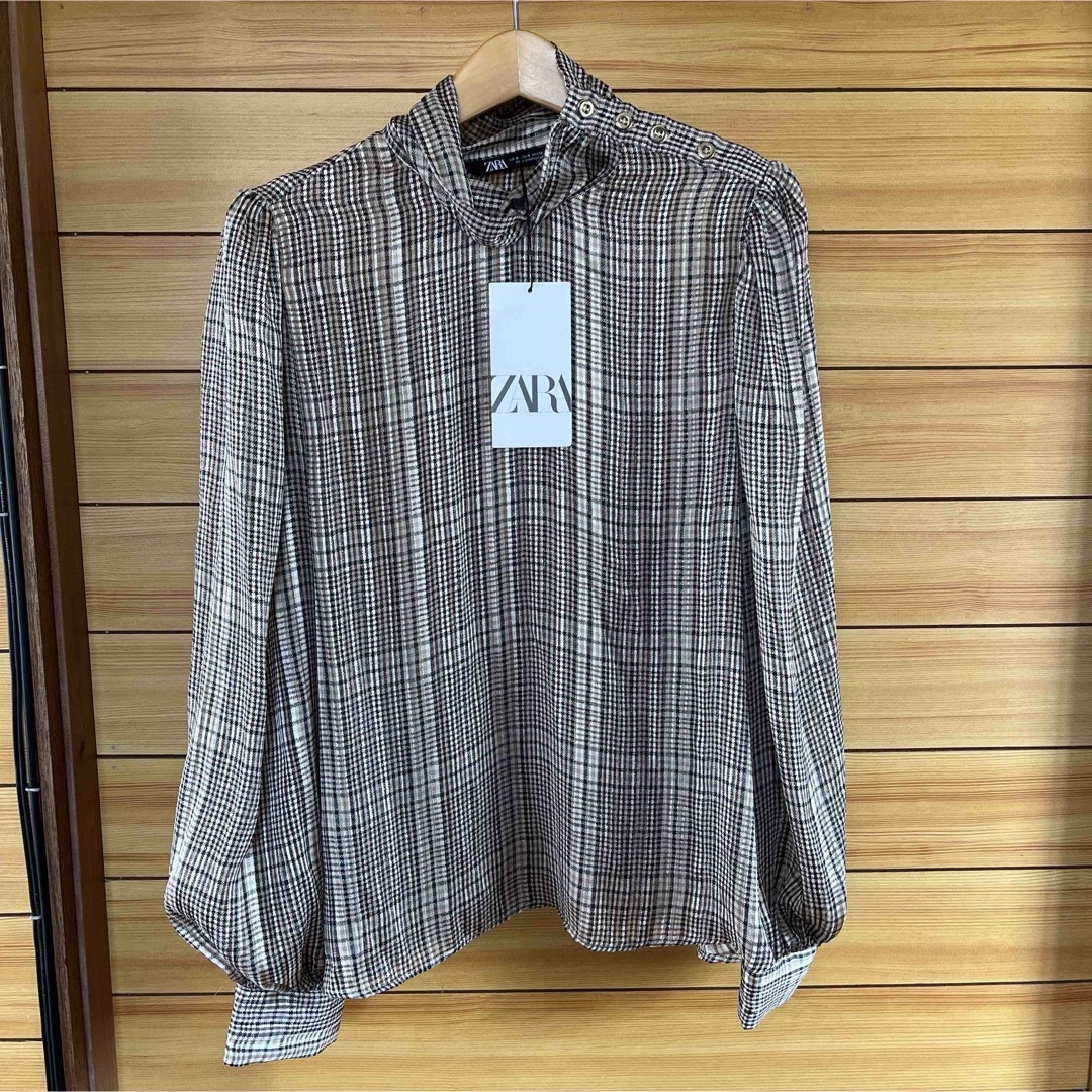ZARA - 新品 未使用 タグ付 zara ザラ トップス シャツ ブラウス ZARA - 新品 未使用 タグ付 zara ザラ トップス シャツ ブラウス