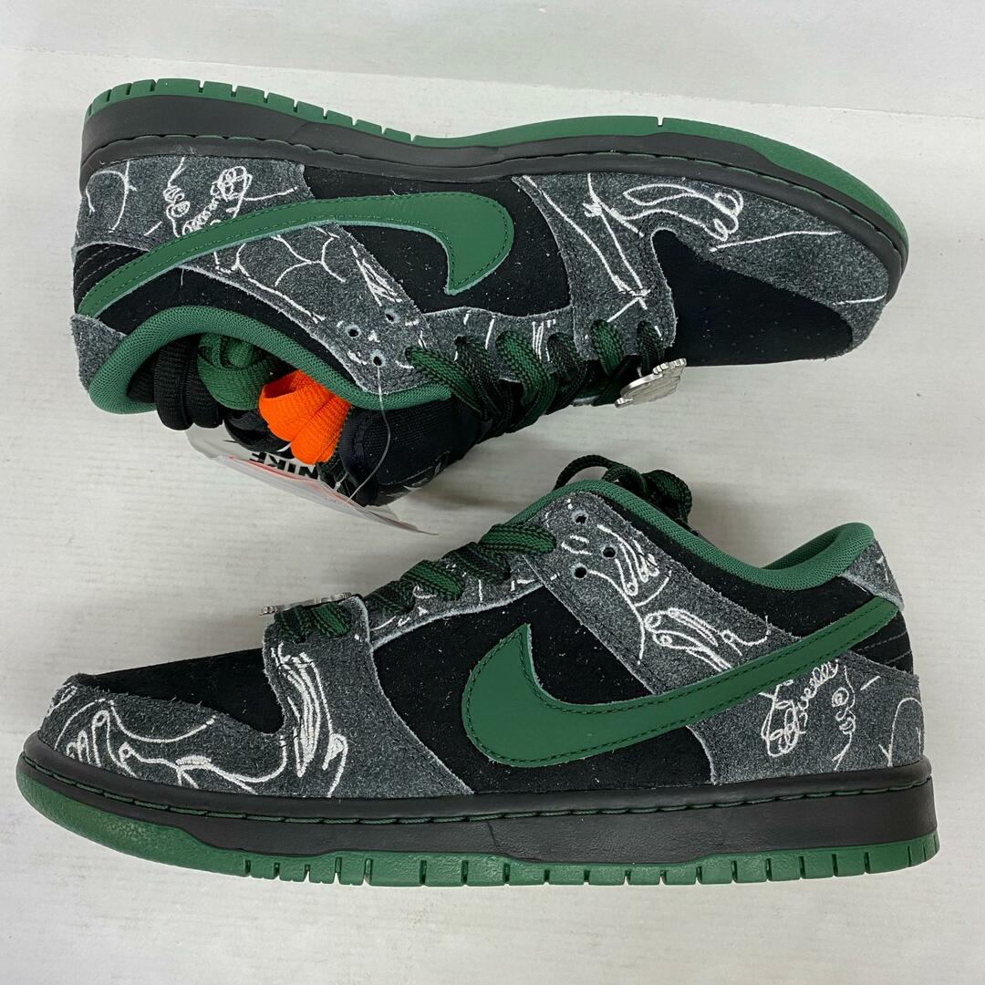 NIKE - 【加古川店】 中古 NIKE | ナイキ スニーカー There NIKE - 【加古川店】 中古 NIKE | ナイキ スニーカー There