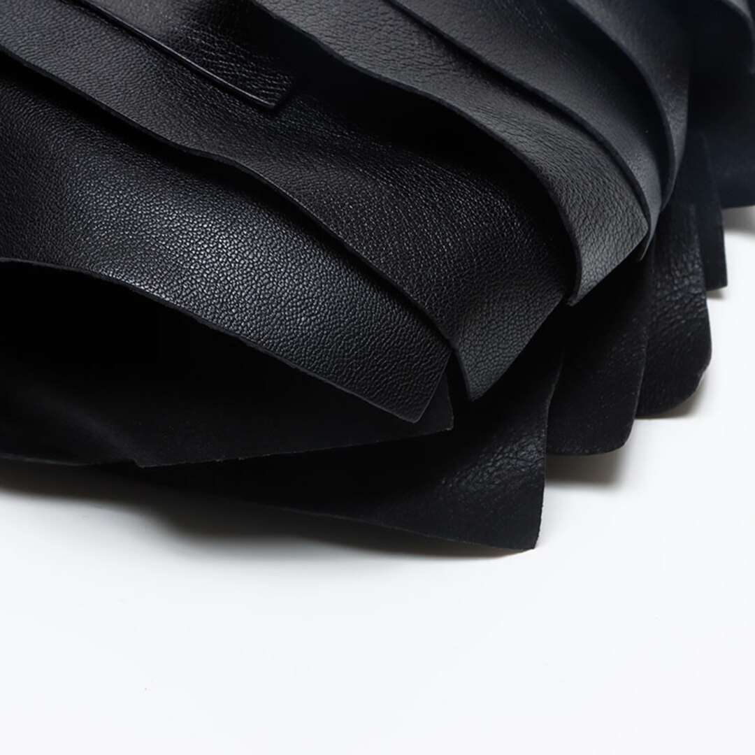 SAINT LAURENT - イヴ・サンローラン YSL フリル レザー SAINT LAURENT - イヴ・サンローラン YSL フリル レザー