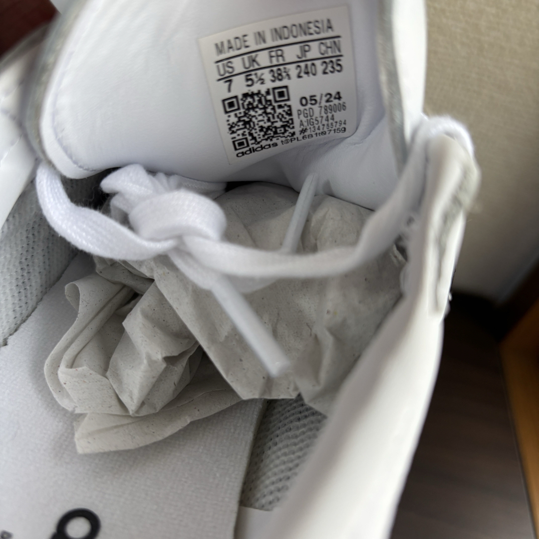 adidas - 国内完売 adidas SAMBAE IG5744 24cm 新品の通販 by adidas - 国内完売 adidas SAMBAE IG5744 24cm 新品の通販 by