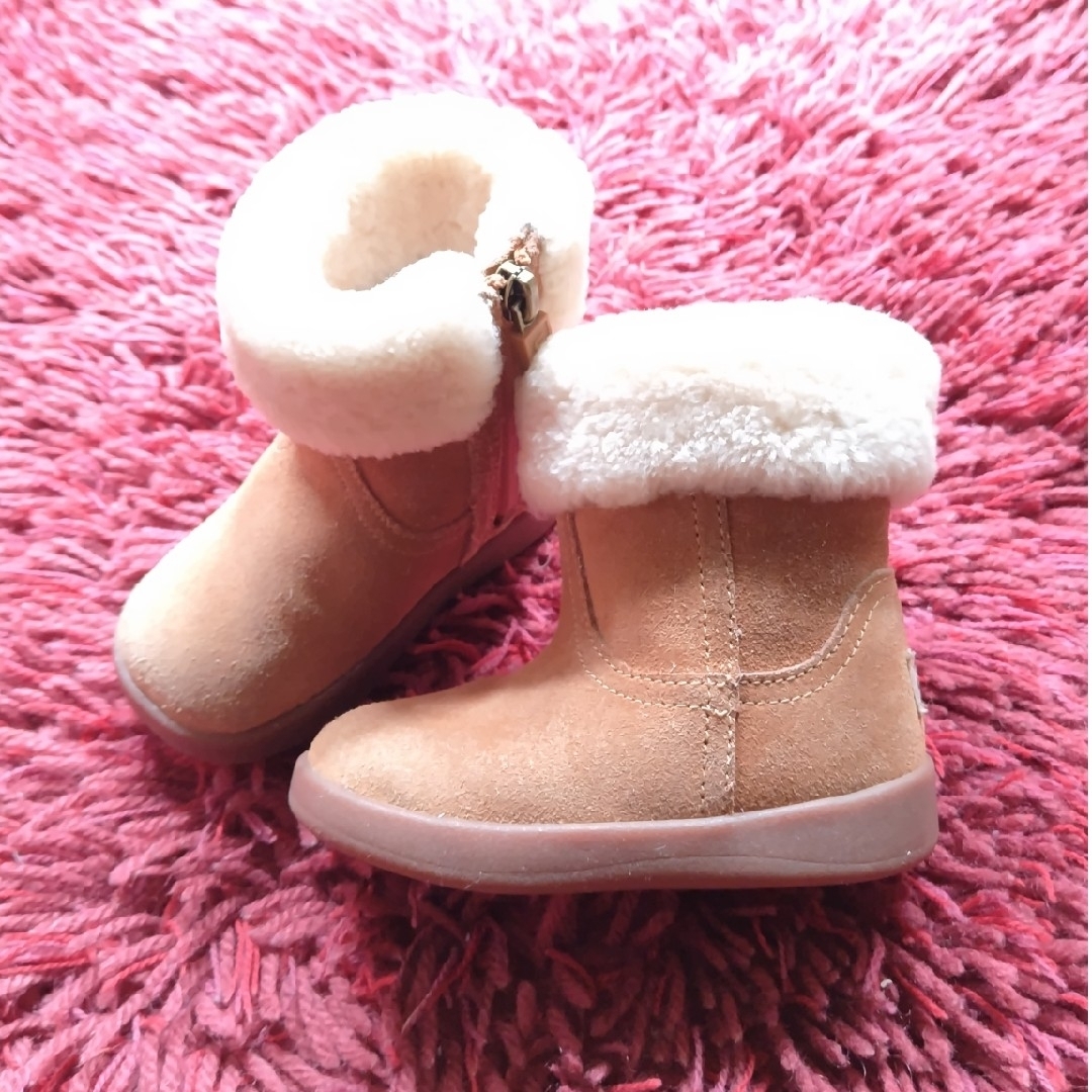 UGG - UGG🤎12.5cmムートンブーツベージュの通販 by shoco's UGG - UGG🤎12.5cmムートンブーツベージュの通販 by shoco's