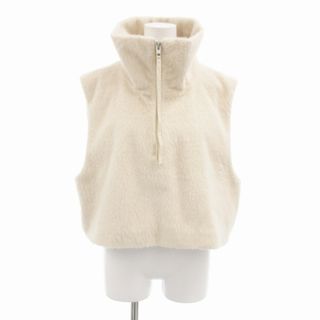 ZARA(ベスト/ジレ ・ ベージュ系)のフリマアイテム一覧 ZARA(ベスト/ジレ ・ ベージュ系)のフリマアイテム一覧