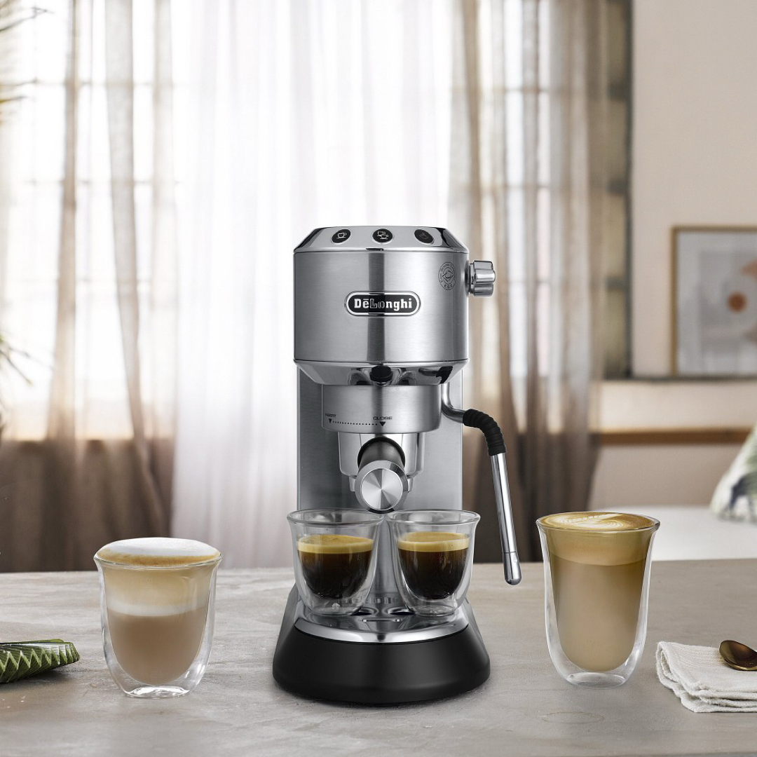 DeLonghi - デロンギ デディカ アルテ エスプレッソ・カプチーノ DeLonghi - デロンギ デディカ アルテ エスプレッソ・カプチーノ