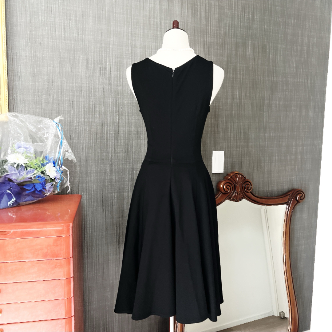 PRADA - 美品 PRADA プラダ フィット& フレアライン ワンピース PRADA - 美品 PRADA プラダ フィット& フレアライン ワンピース