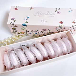Christian Dior(入浴剤/バスソルト)のフリマアイテム一覧 Christian Dior(入浴剤/バスソルト)のフリマアイテム一覧