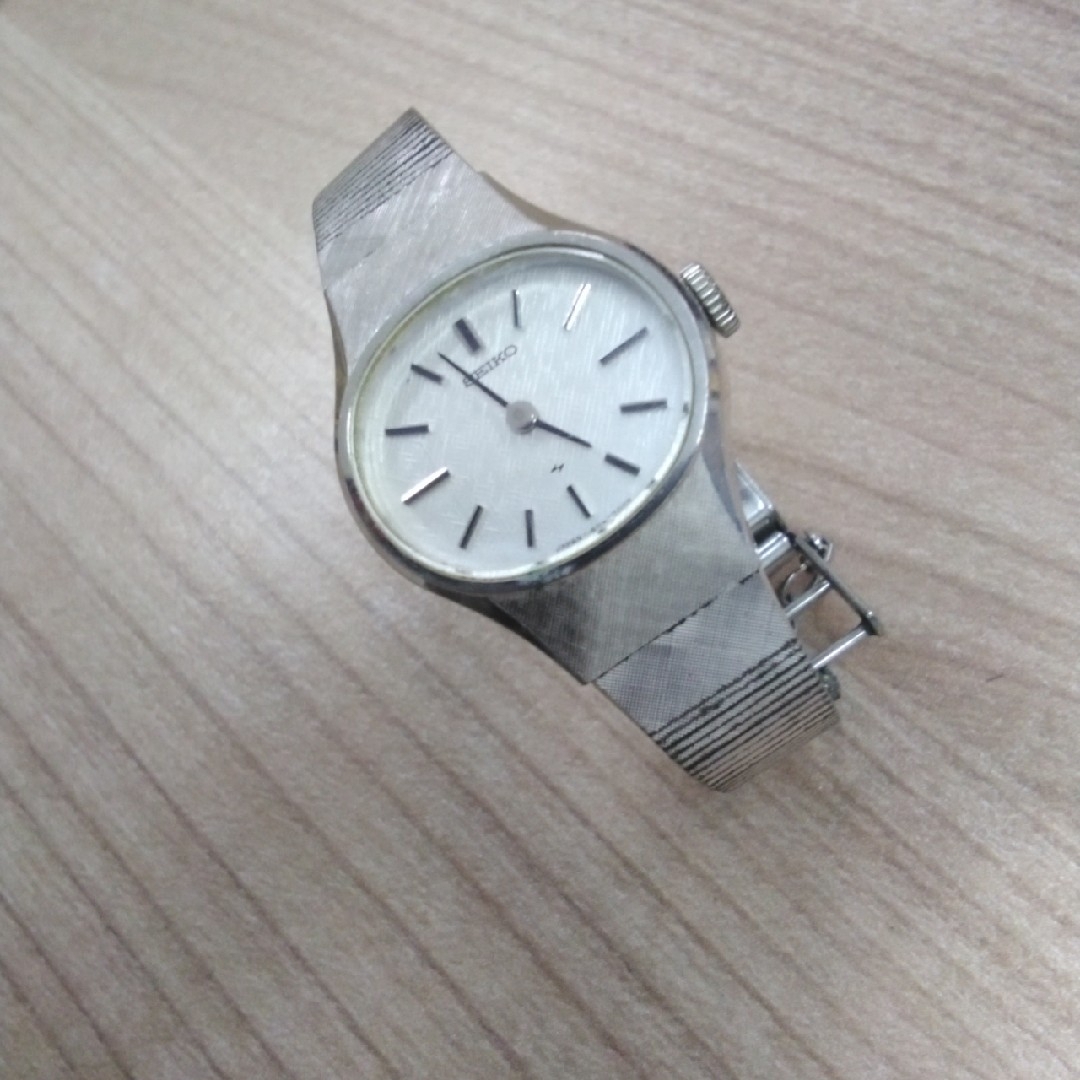 SEIKO - 昭和レトロ 手巻き稼働 SEIKOレディース腕時計の通販 by SEIKO - 昭和レトロ 手巻き稼働 SEIKOレディース腕時計の通販 by