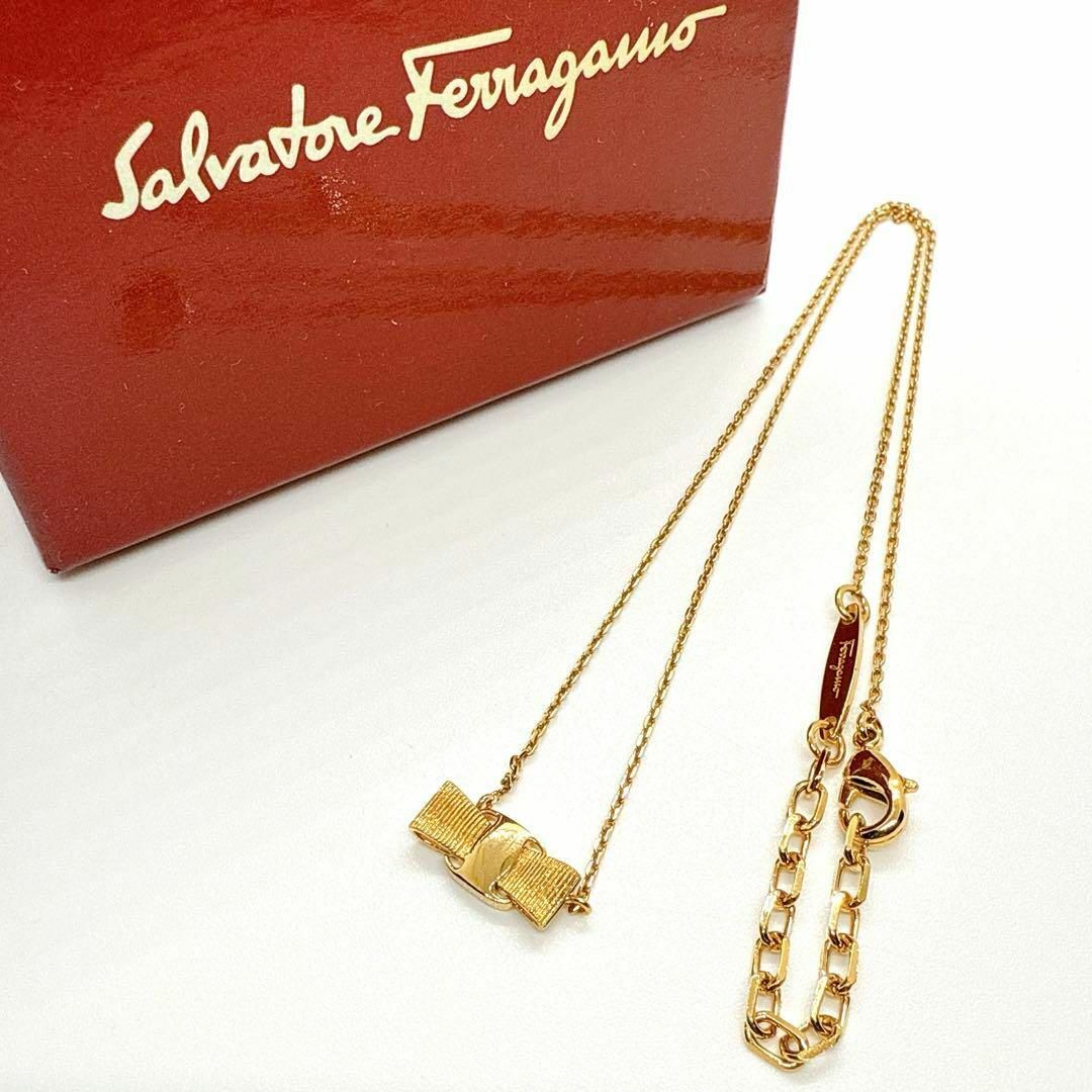 Salvatore Ferragamo - 【美品】FERRAGAMO ヴァラ リボン Salvatore Ferragamo - 【美品】FERRAGAMO ヴァラ リボン