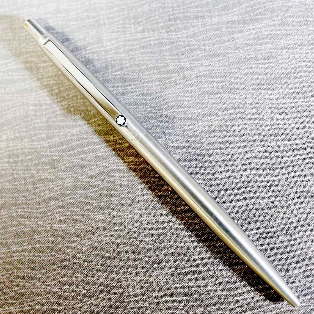 MONTBLANC - 【送料込み】モンブラン ボールペン シルバーカラー MONTBLANC - 【送料込み】モンブラン ボールペン シルバーカラー
